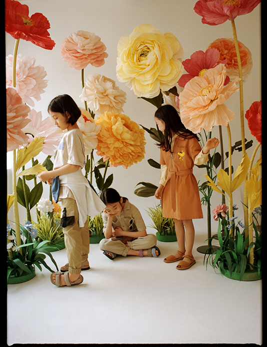 Zara Kids Flowers Lookbook | White Retouch